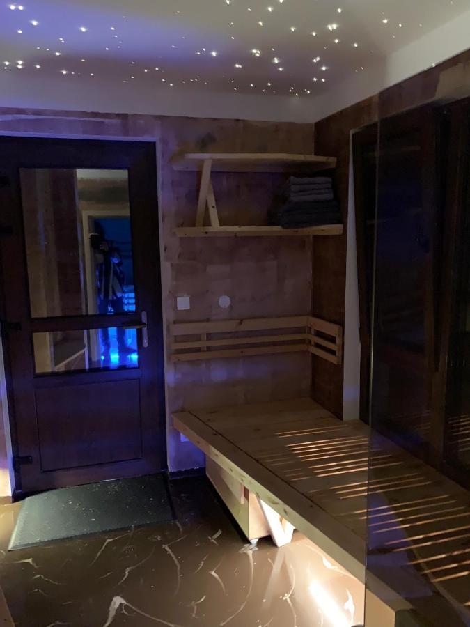 Apartmany Modrinova Archa S Privatni Saunou Vaclavov u Bruntalu Dış mekan fotoğraf